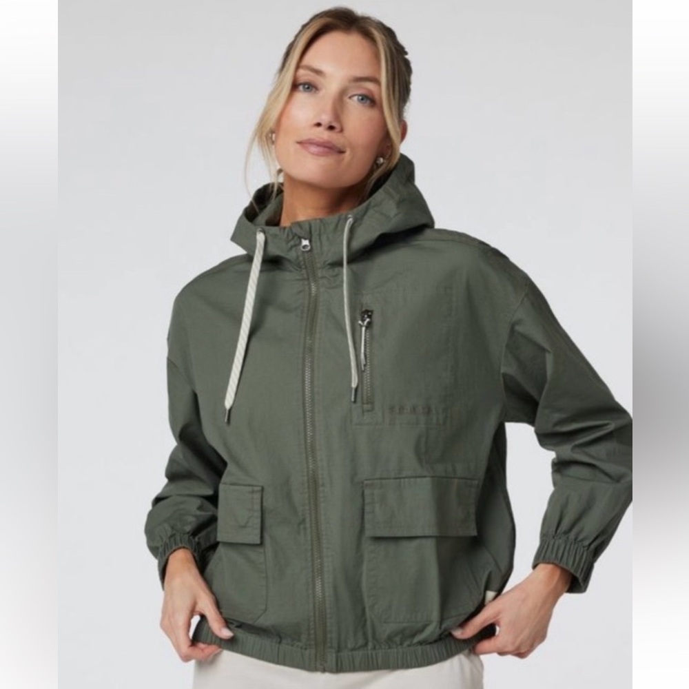 Vuori Olive Green Hooded Utility Jacket Xs running oversized